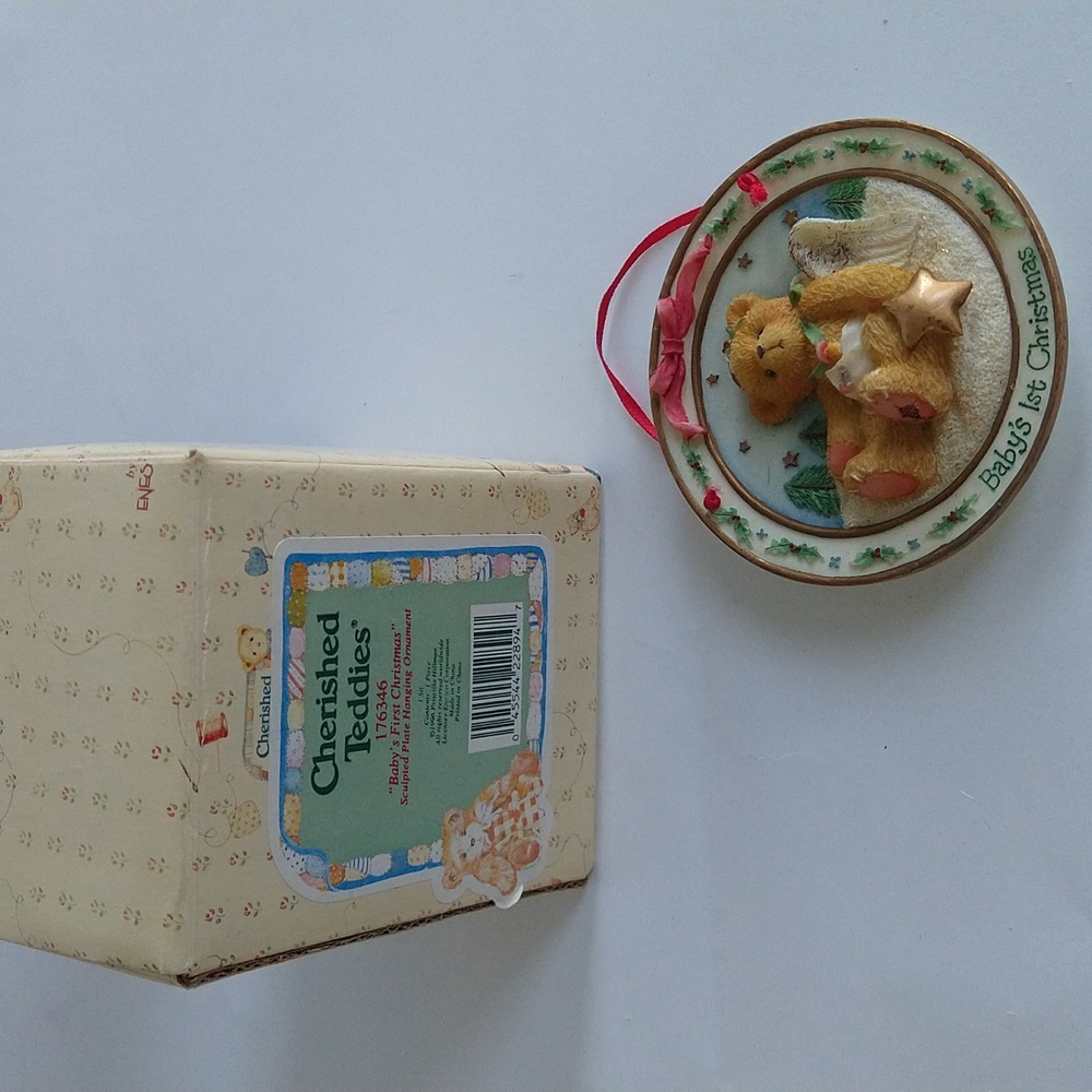 Cherished Teddies Baby’s 1st Christmas Ornament Sculpted Plate 176346